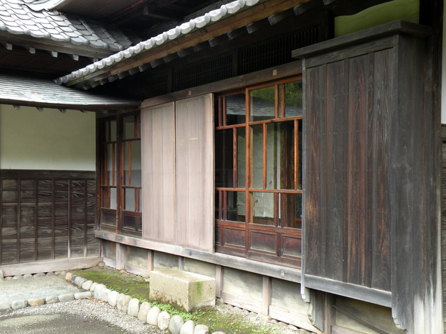 「雨戸」のイメージ画像